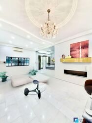 Pasir Ris Beach Park (D18), Detached #536581391